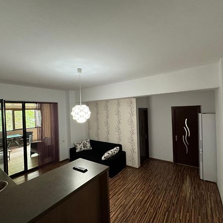 Rim1 Apartman Piteşti Kültér fotó