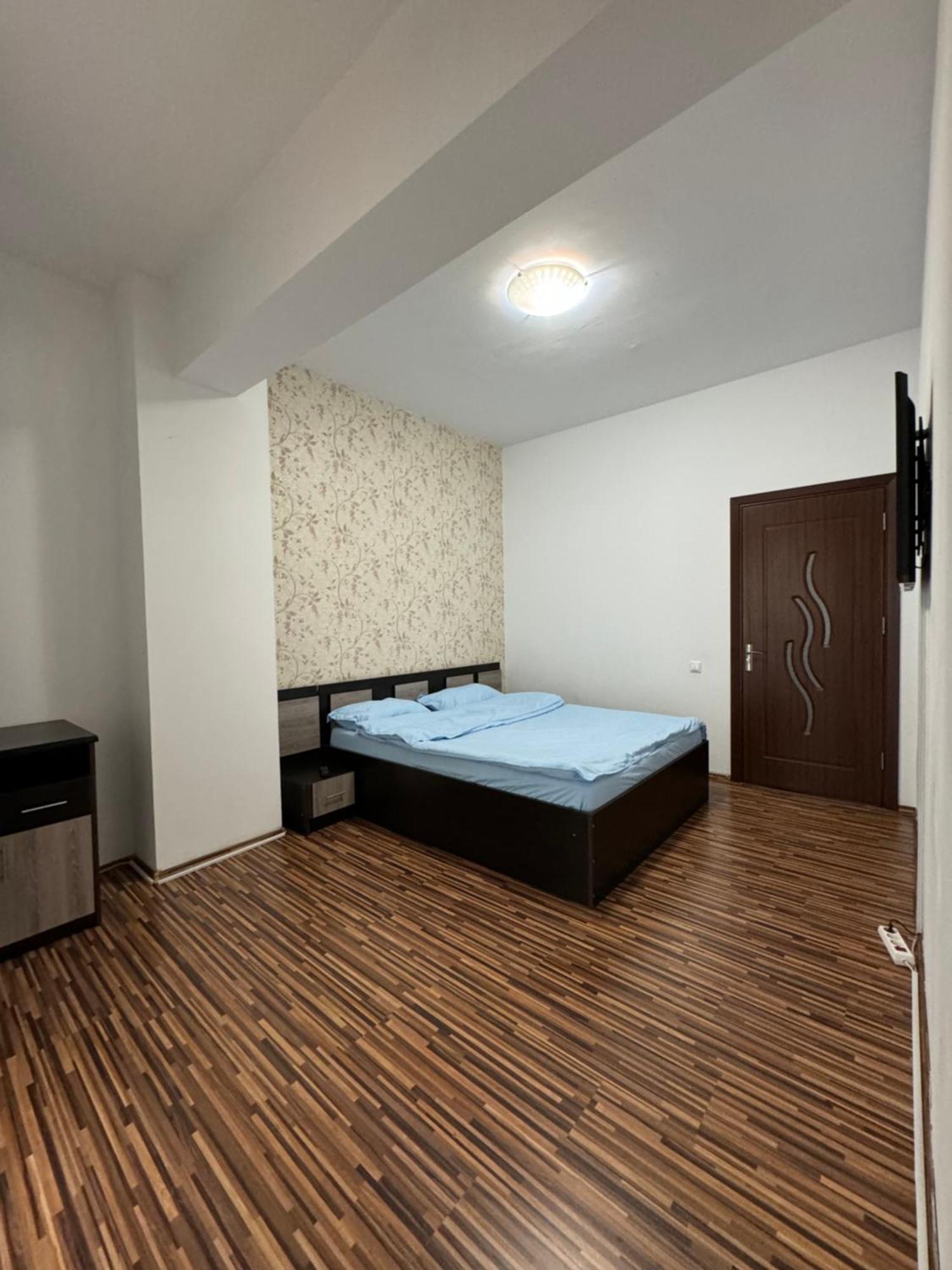Rim1 Apartman Piteşti Kültér fotó